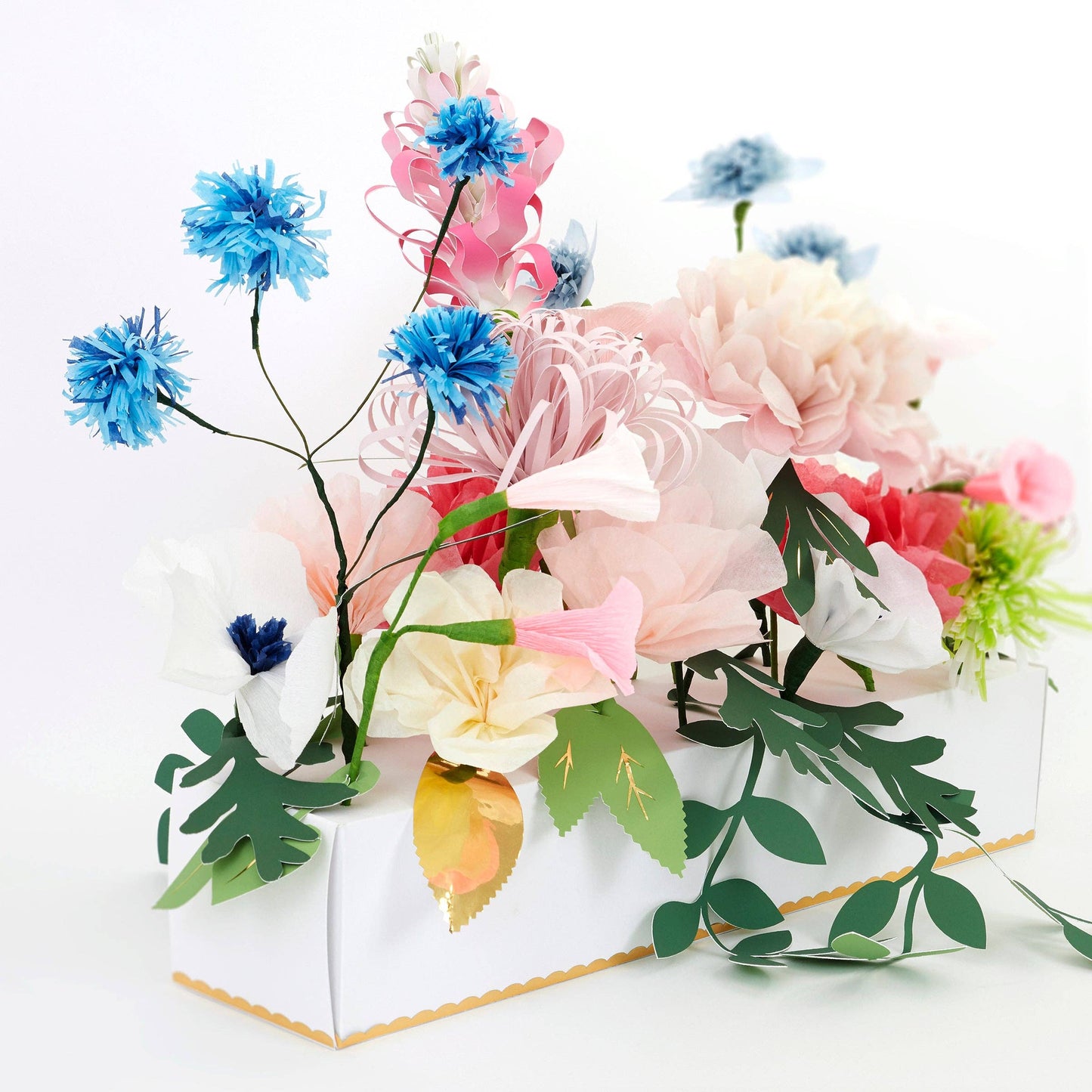 Hazel Gardiner Spring & Summer Table Centrepiece