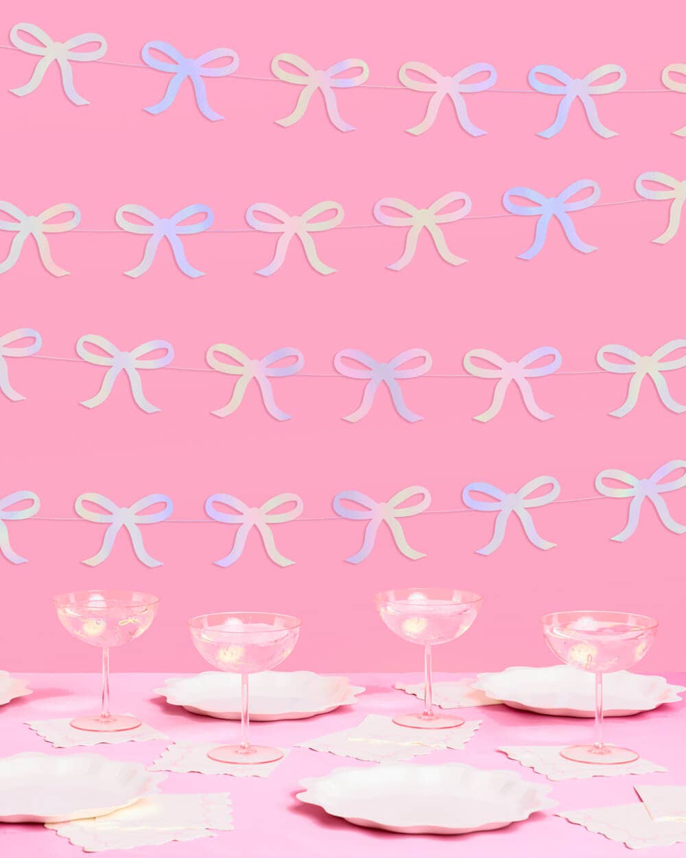 Bow Iridescent Garland 4ct