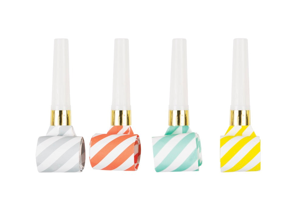 Striped Squawker Blowouts 8ct