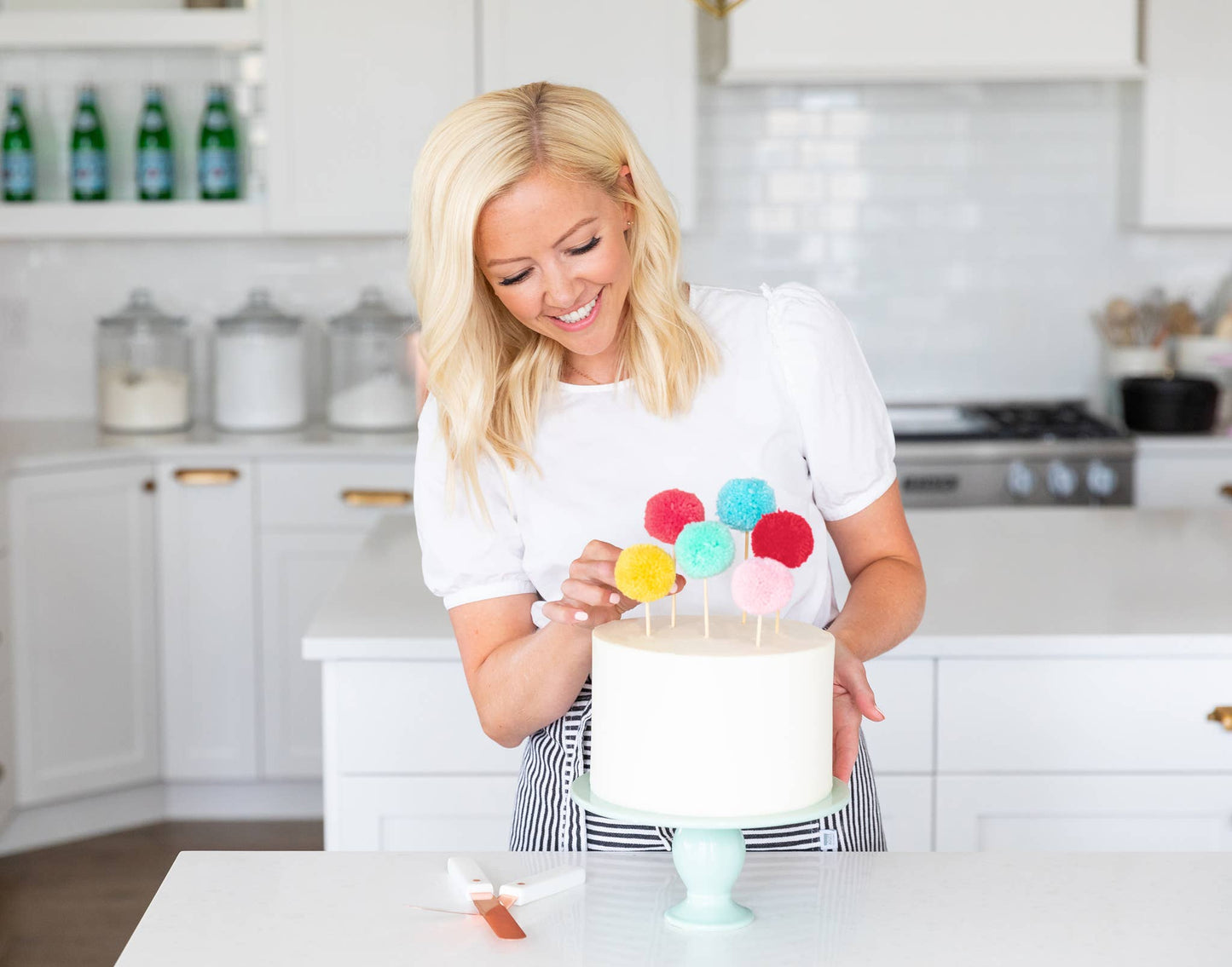 Pom Pom Cake Toppers 6ct