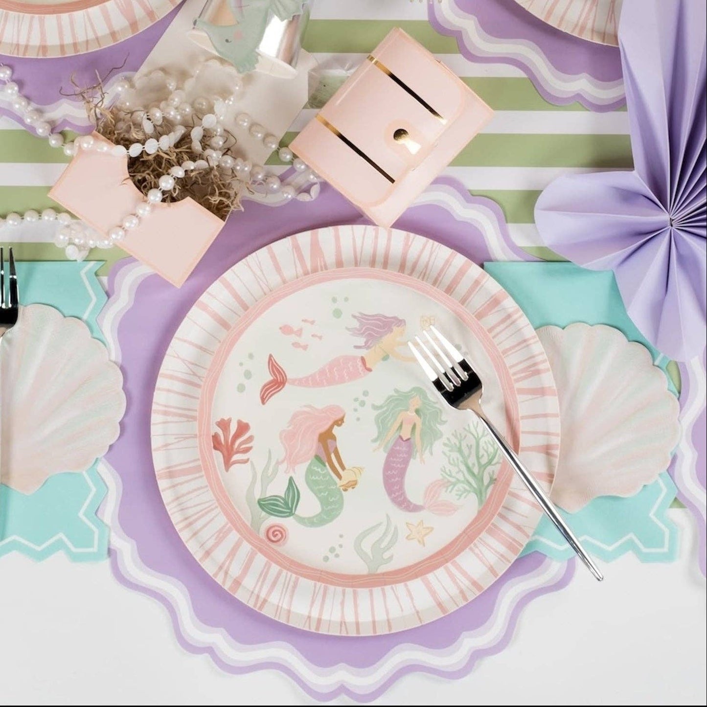 Shell Shaped Napkins 16ct