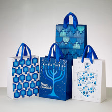 Chanukah Medium Gift Bags 4ct