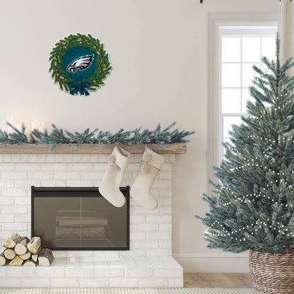 NFL Football Philadelphia Eagles Wreath Shape Cut Pennant