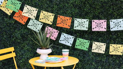 Fiesta Striped Paper Cups 8ct