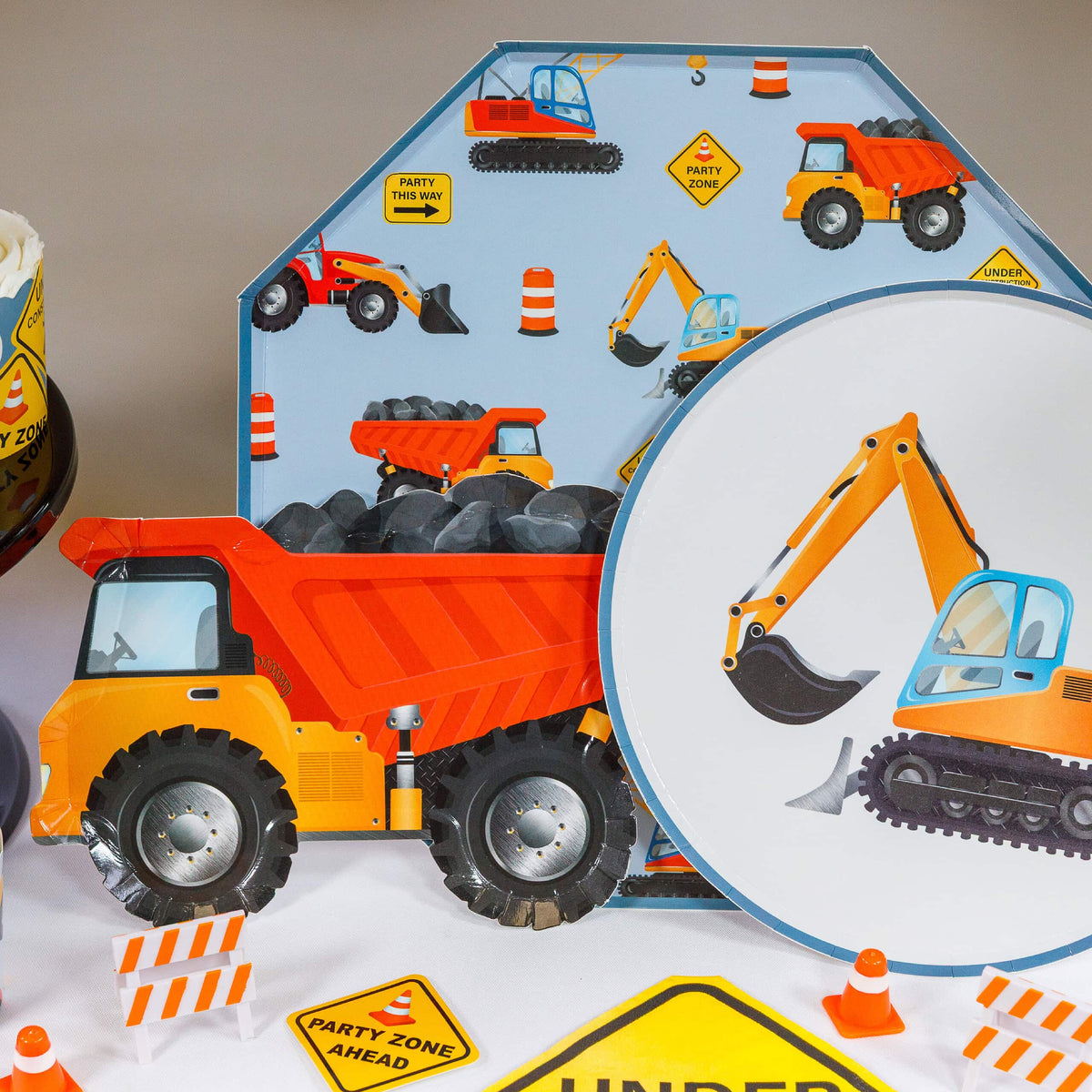 Construction Paper Plates – 10 in Partyware