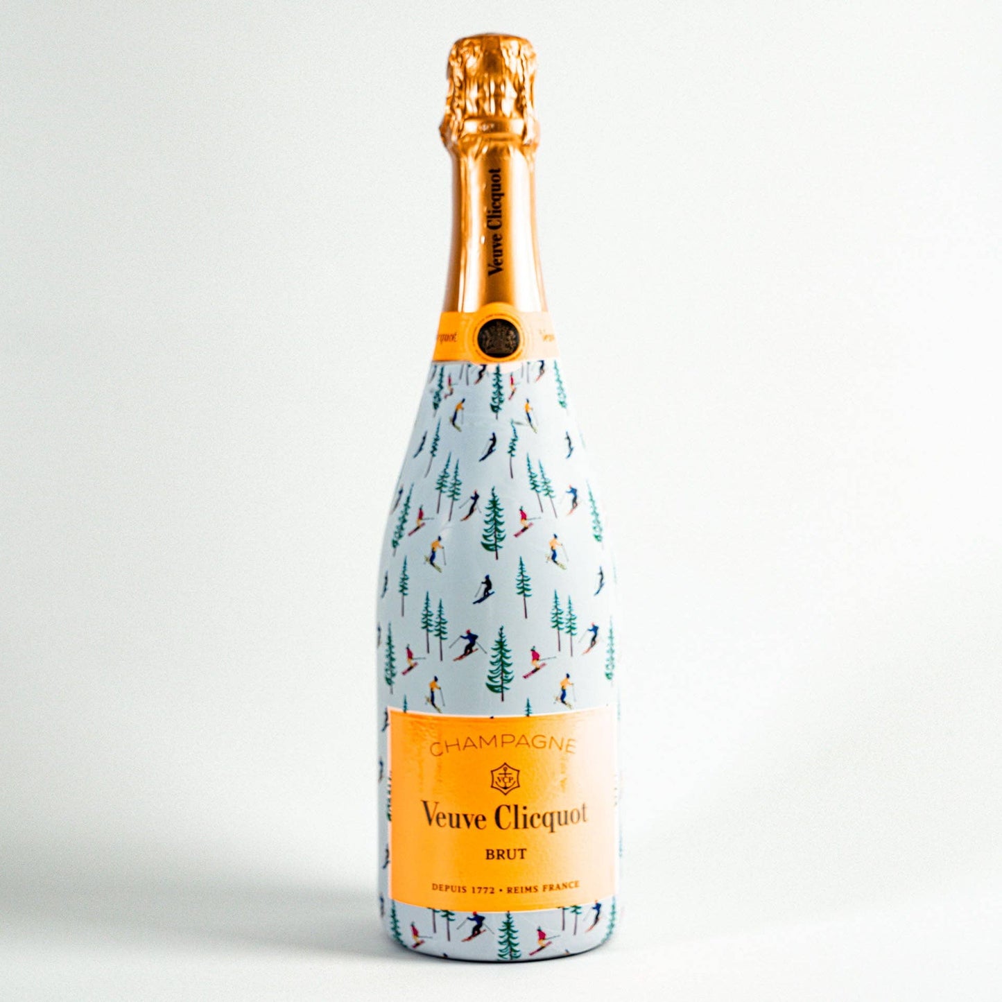 WH Hostess Ski Resort - Made for Veuve