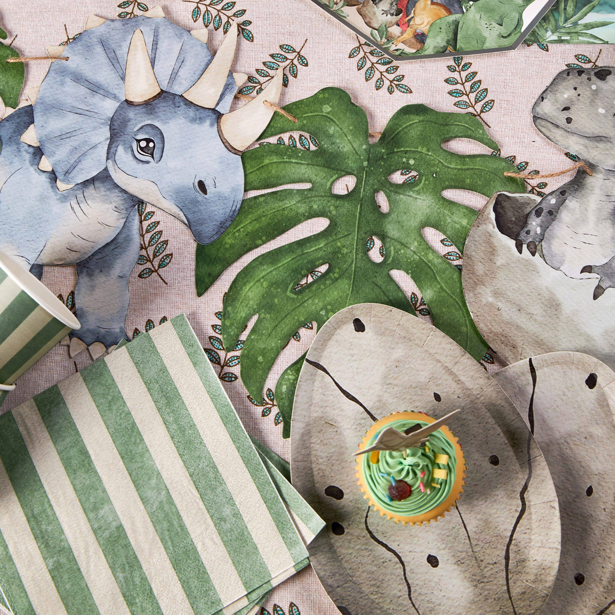 Dinosaur Egg Shaped Paper Plates – 8 in