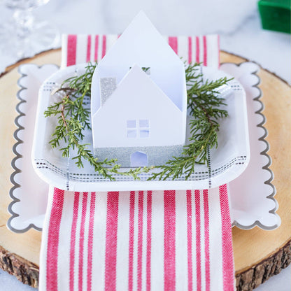 White Silver Scalloped 9in Plates 8ct