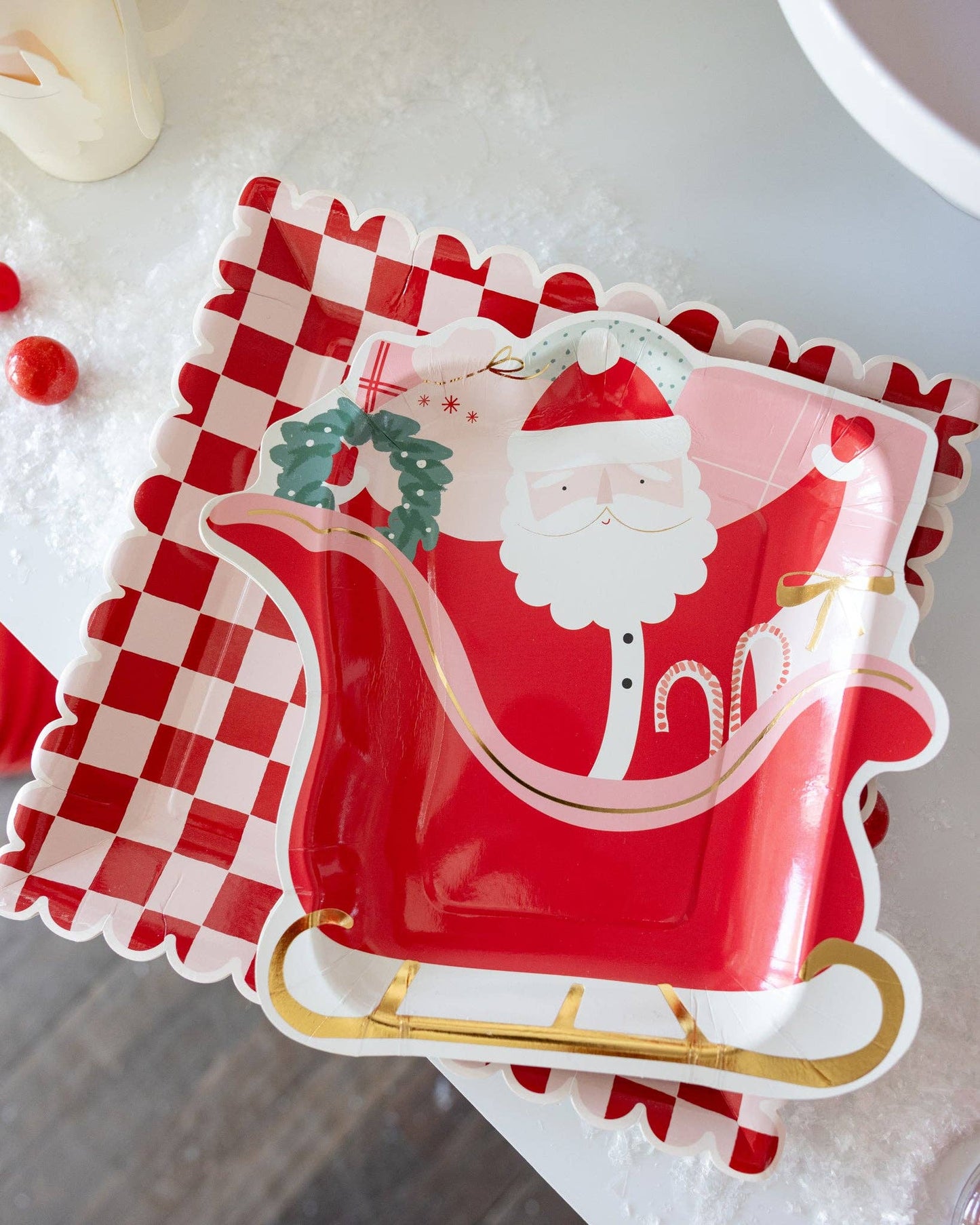 Santa's Sleigh Shaped Paper Plates 8ct