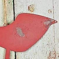 Distressed Metal Sleigh Plaque Red