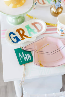Occasions By Shakira - GRAD Shaped Plates 8ct