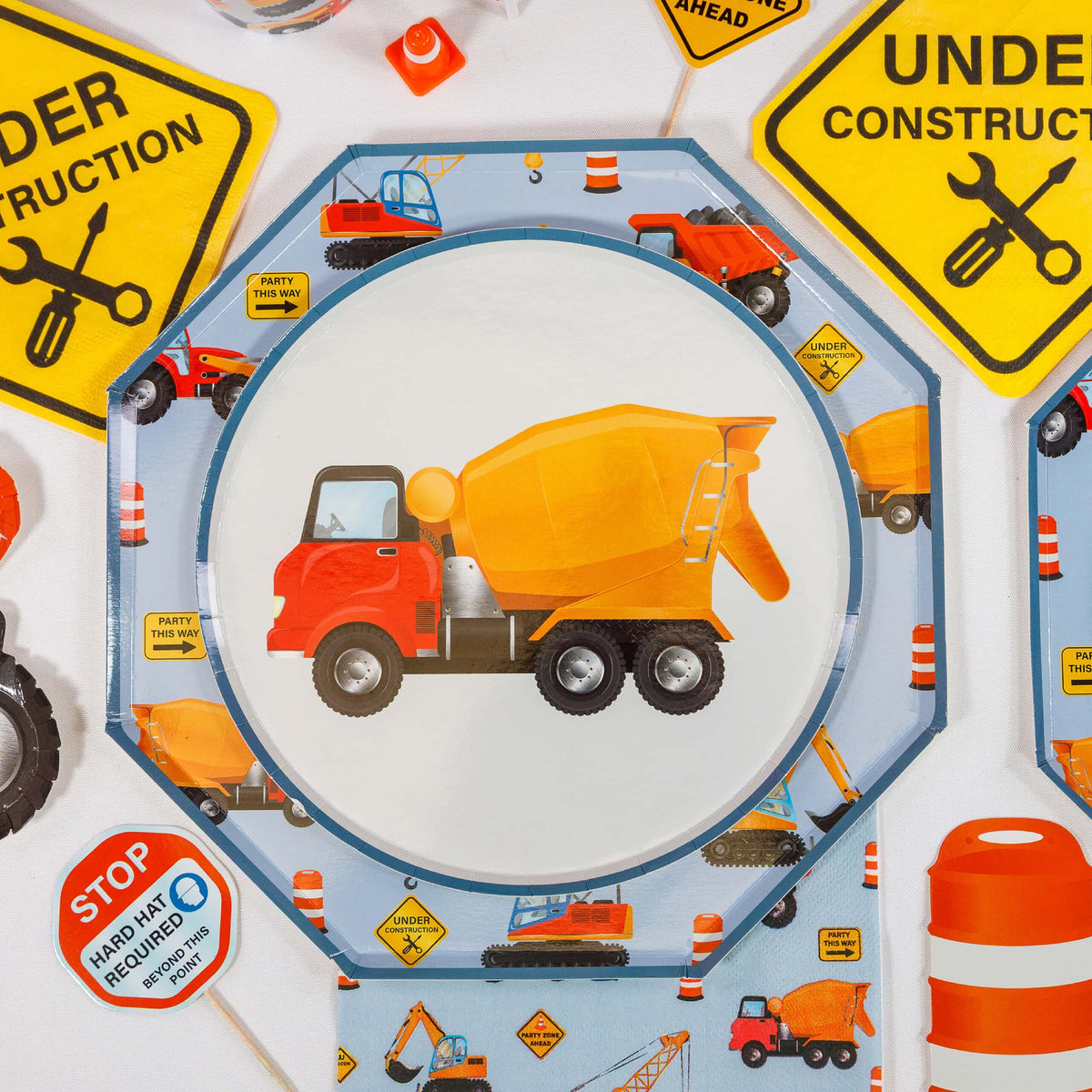 Construction Vehicle Paper Plates – 8 in