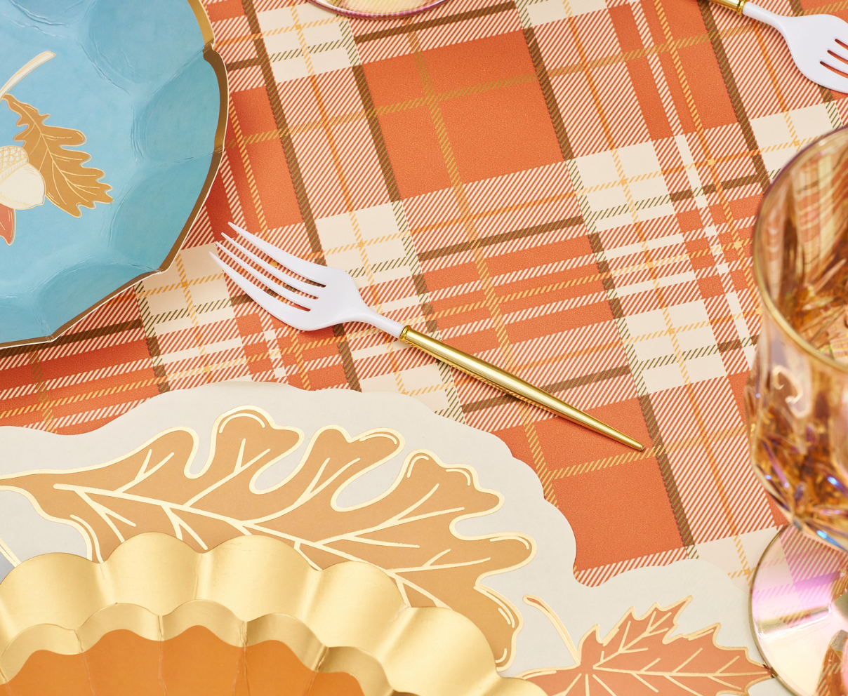 Gold Bella Plastic 6" Cocktail Forks 12ct