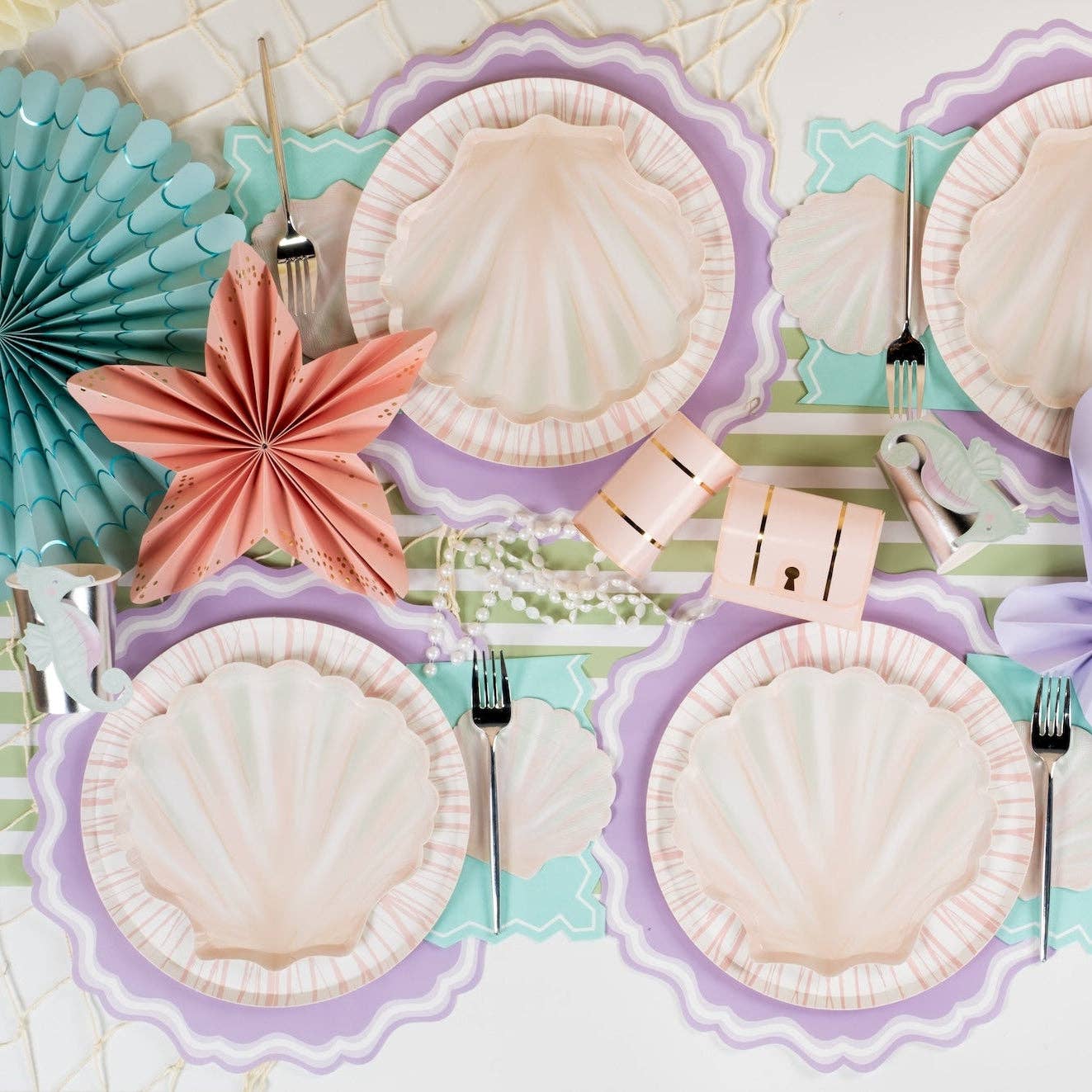 Shell Dessert Plates 8ct