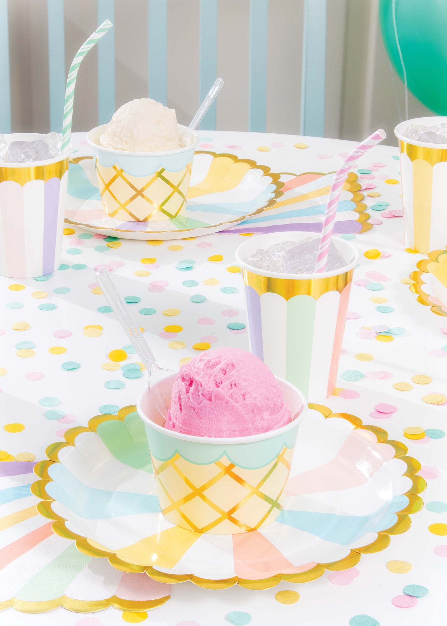 Ice Cream Party Treat Cups w/ Spoons, Foil 8ct