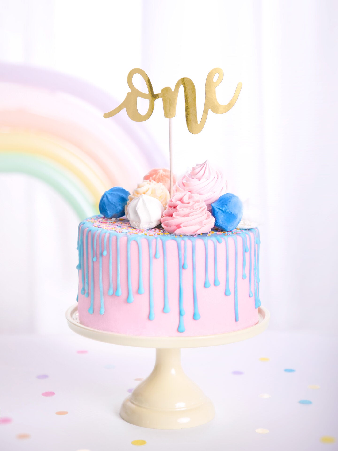 ONE Cake Topper Gold