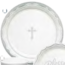 Blessed Day Cross 9in Plates 8ct