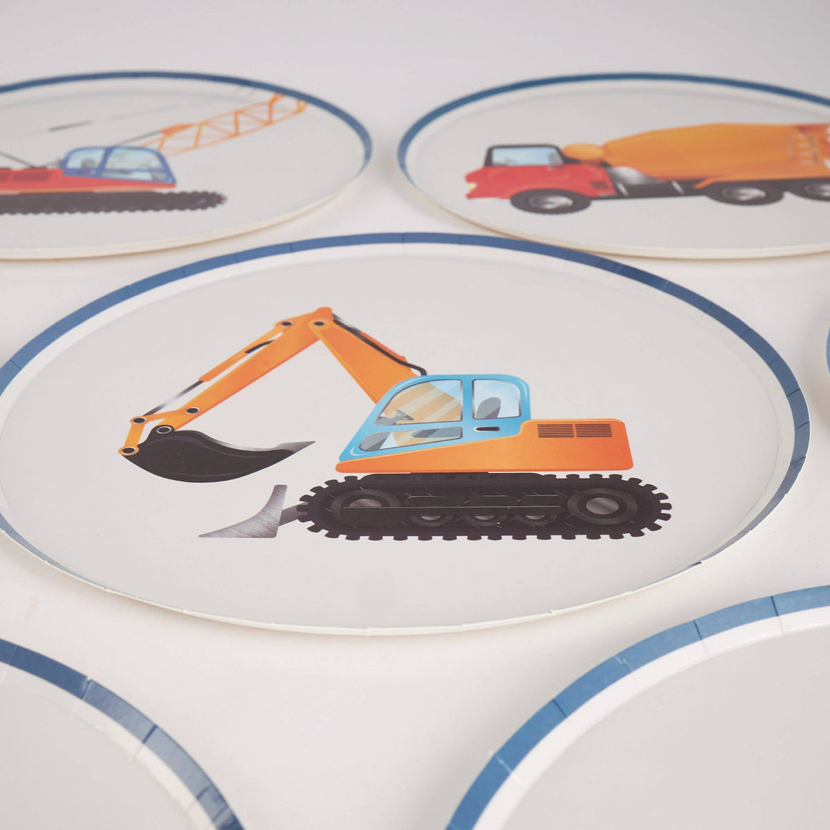 Construction Vehicle Paper Plates – 8 in