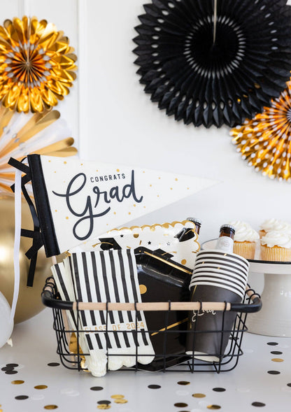 Grad Paper Party Cups 8ct