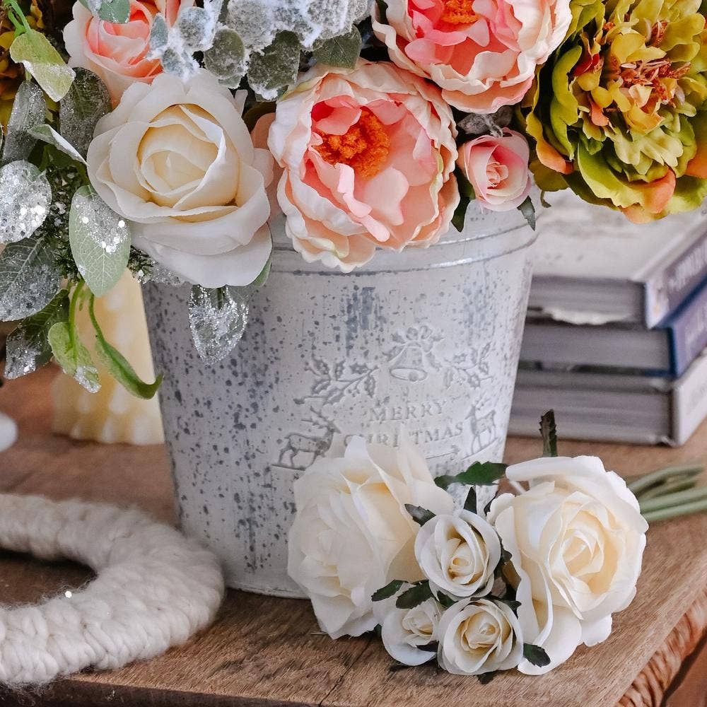 7" Weathered "Merry Christmas" Embossed Metal Bucket