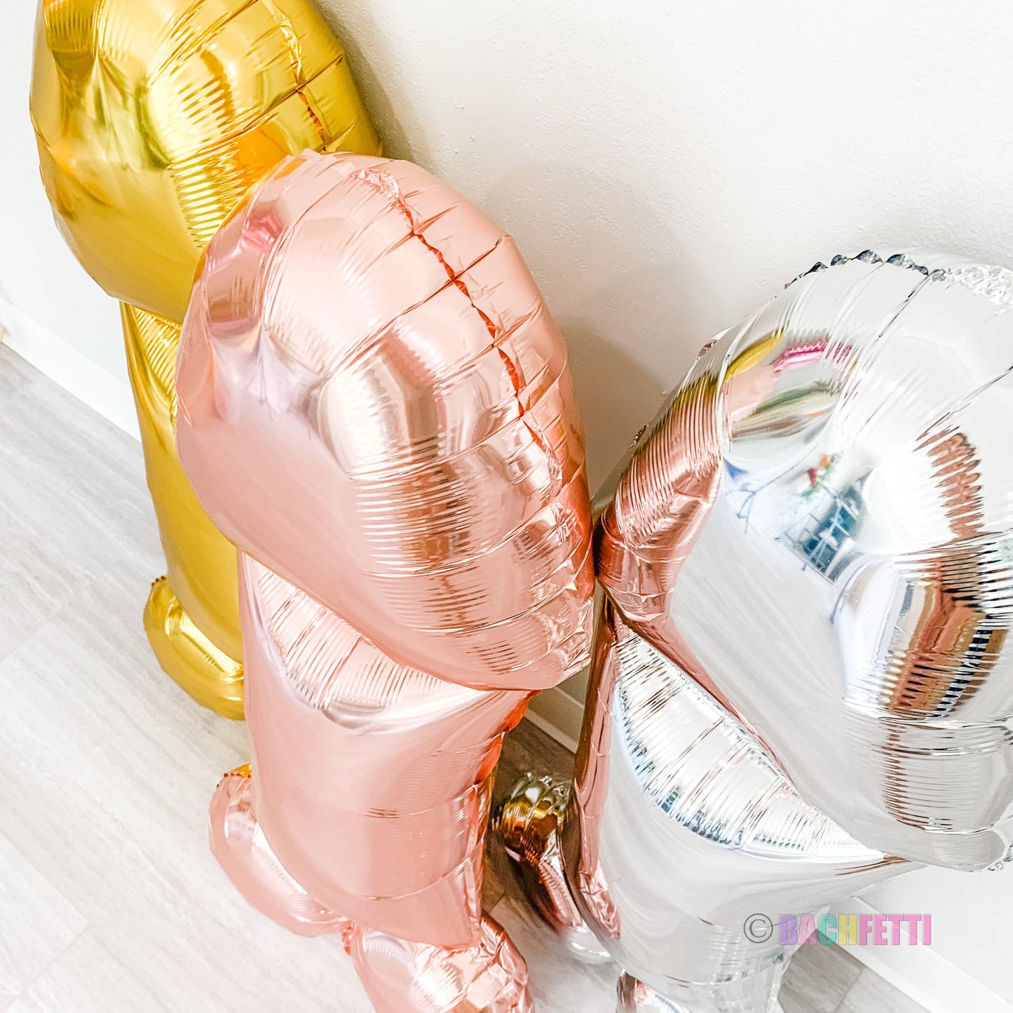 #606B Giant Penis Foil Balloon