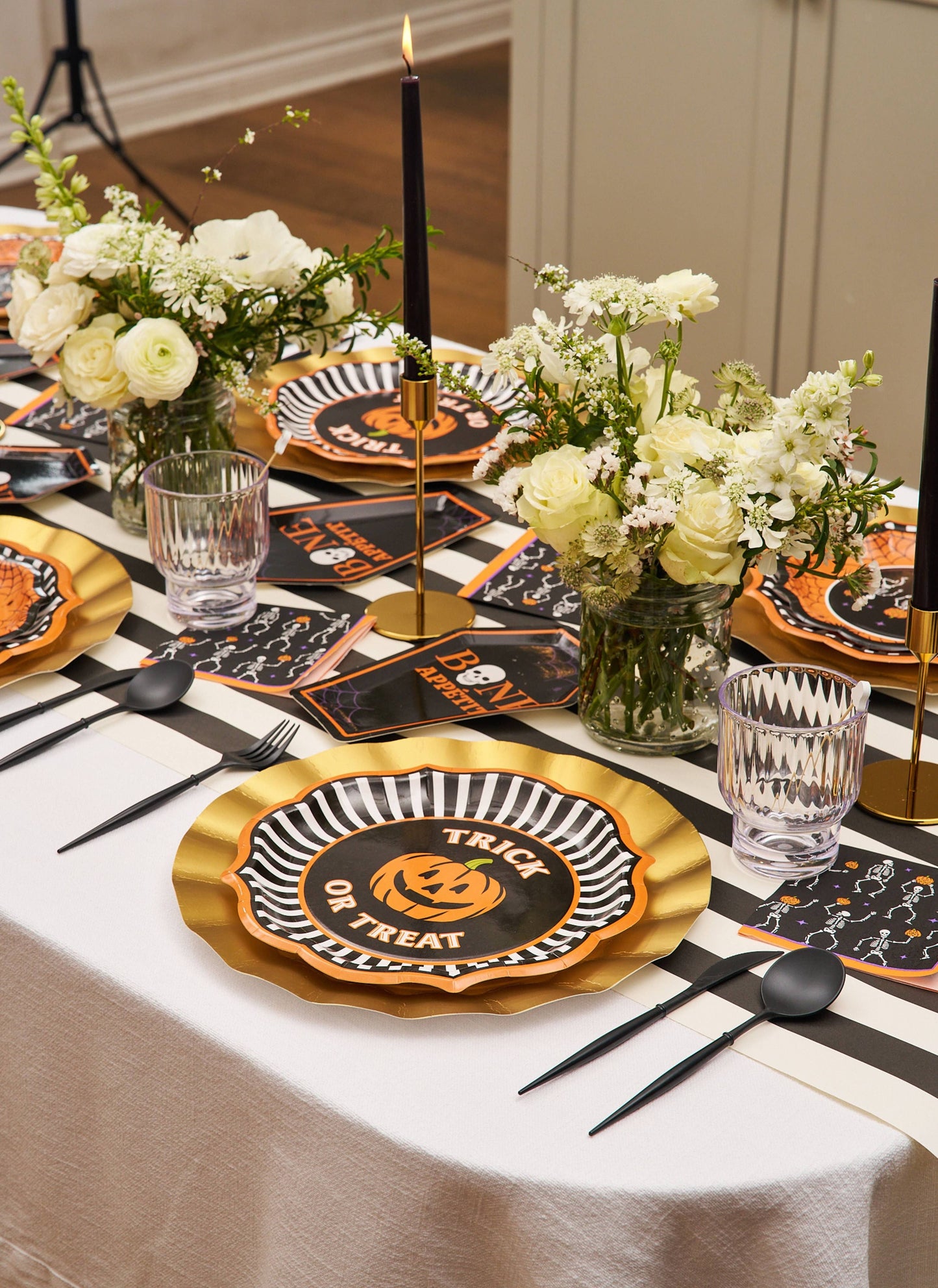 Haunted Halloween Dinner Plates/8pk