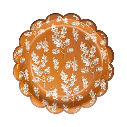 Acorns Scalloped Circle 9in Paper Plates 8ct