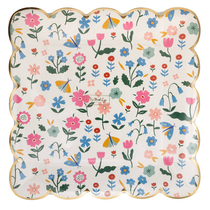 Floral Pattern 9" Plates 8ct